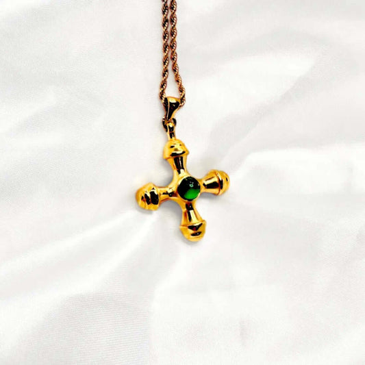 GREEN CROSS NECKLACE GOLDEN ECHO